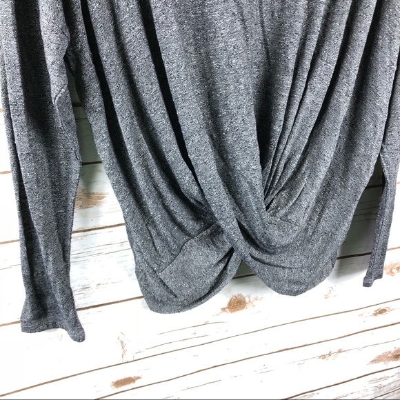 Bobeau gray mingled twist front soft 3/4 sleeve - Picture 5 of 8
